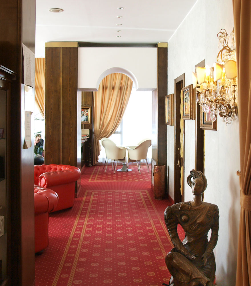 Eurohotel Piacenza Esterno foto