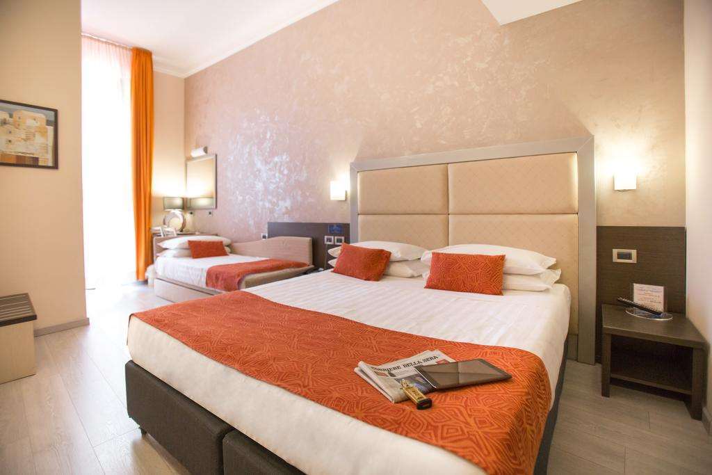 Eurohotel Piacenza Camera foto